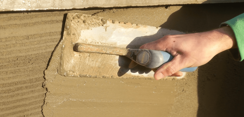 refina trowel on render